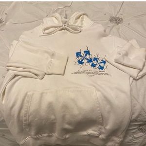 Offwhite sweatshirt! Worn a few times!!